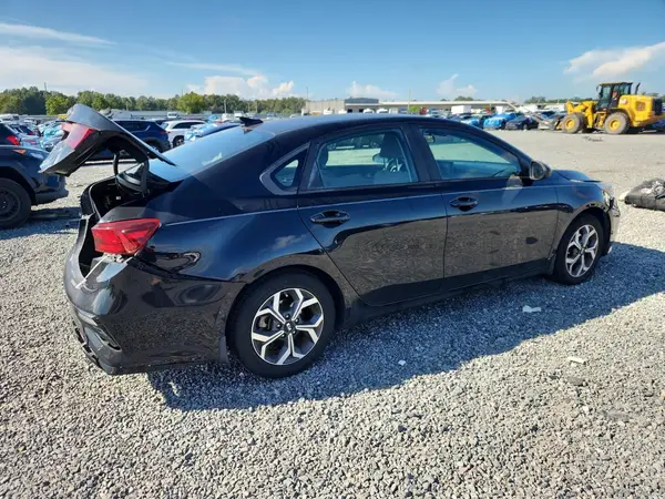 3KPF24AD6KE132655 — 2019 Kia Forte, фото 3 с аукциона Copart 02.10.2026, Передняя часть