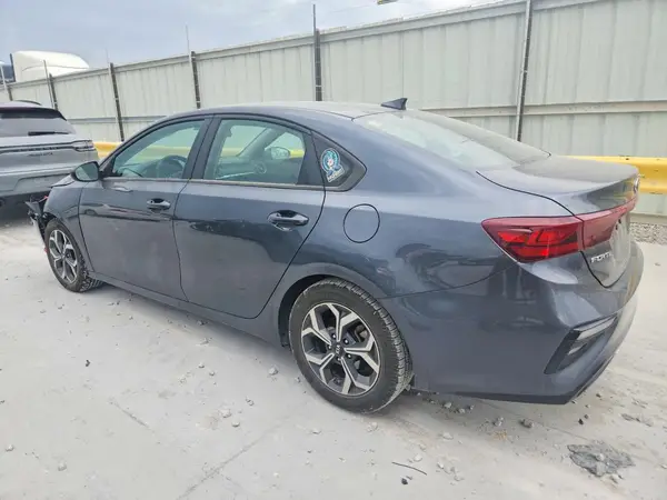 3KPF24AD6LE260430 — 2020 Kia Forte, фото 2 с аукциона Copart, Передняя часть