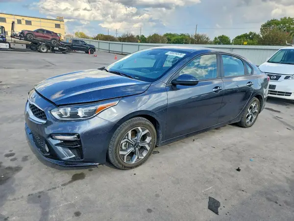 3KPF24AD8LE142394 — 2020 Kia Forte, Передняя часть (Front End), фото до ремонта