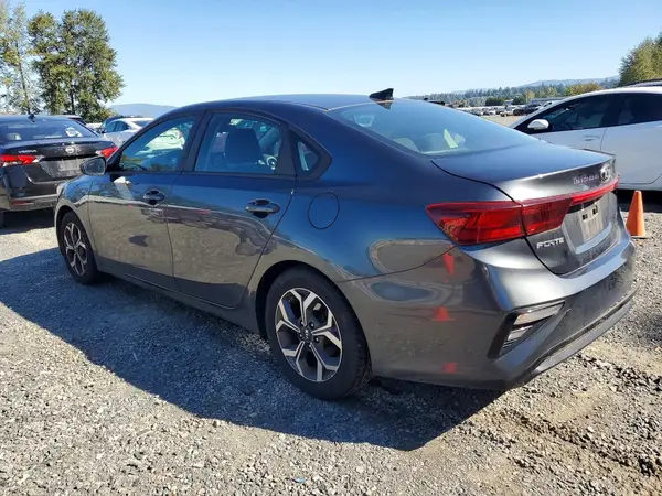 3KPF24AD1LE153625 — 2020 Kia Forte, фото 2 с аукциона Copart, Задняя часть