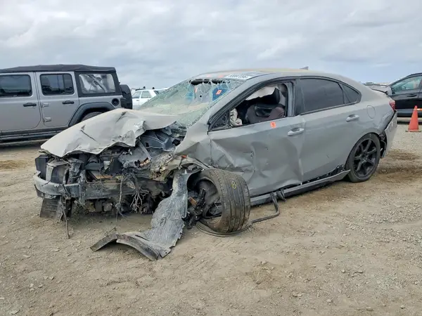 3KPF34AD4LE218948 — 2020 Kia Forte, Передняя часть (Front End), фото до ремонта