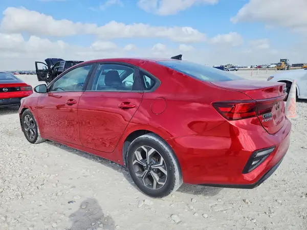 3KPF24AD8LE192194 — 2020 Kia Forte, фото 2 с аукциона Copart, Передняя часть
