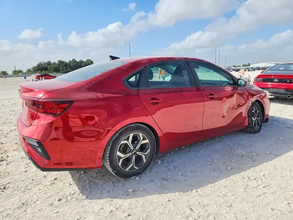 3KPF24AD8LE192194 — 2020 Kia Forte, фото 3 с аукциона Copart, Передняя часть