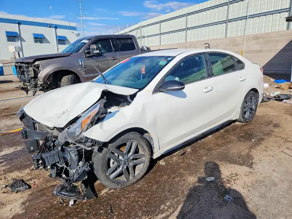 3KPF34AD4LE195039 — 2020 Kia Forte, Передняя часть (Front End), фото до ремонта