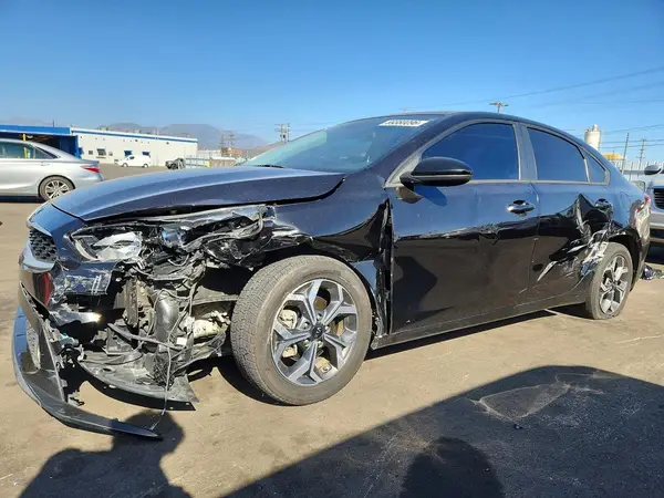 3KPF24AD9LE249132 — 2020 Kia Forte, Боковая часть (Side), фото до ремонта