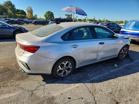 2020 KIA Forte VIN 3KPF24AD7LE246052 фото 3