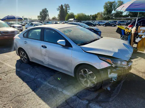 2020 KIA Forte VIN 3KPF24AD7LE246052 фото 4