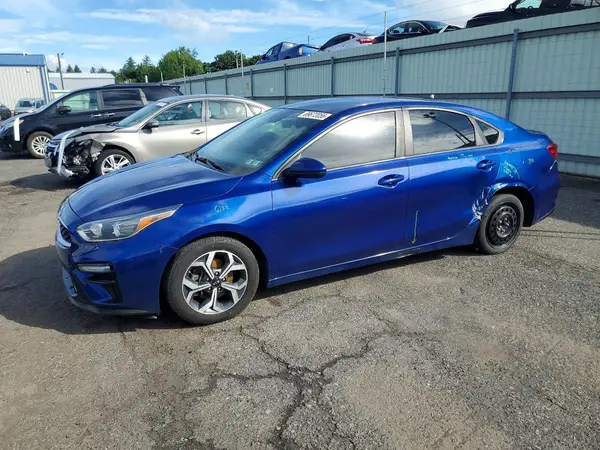 3KPF24AD2LE168280 — 2020 Kia Forte, Боковая часть (Side), фото до ремонта