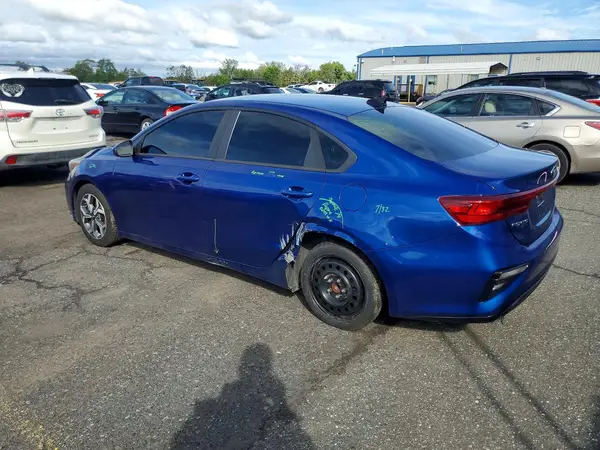 3KPF24AD2LE168280 — 2020 Kia Forte, фото 2 с аукциона Copart 25.09.2026, Боковая часть