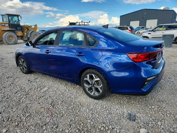 3KPF24AD5LE150047 — 2020 Kia Forte, фото 2 с аукциона Copart, Мелкие вмятины и царапины