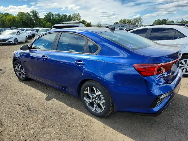 3KPF24ADXLE225244 — 2020 Kia Forte, фото 2 с аукциона Copart, Повреждения снизу