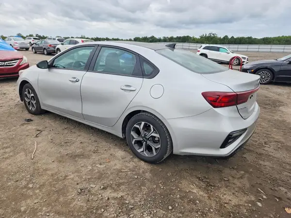 3KPF24AD9LE191278 — 2020 Kia Forte, фото 2 с аукциона Copart, Механические повреждения