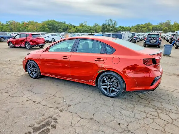 3KPF34AD9LE208139 — 2020 Kia Forte, фото 2 с аукциона Copart 13.10.2026, Боковая часть