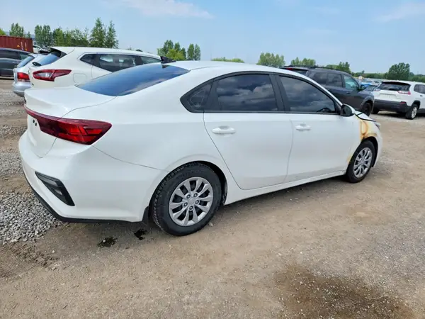 3KPF24AD3ME275405 — 2021 Kia Forte, фото 3 с аукциона Copart 29.09.2026, Пожар двигателя
