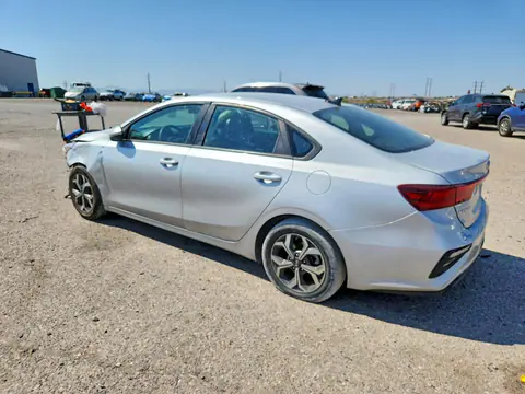 2021 KIA Forte VIN 3KPF24AD2ME346707 фото 2