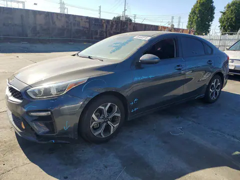 3KPF24AD5ME346829 — 2021 Kia Forte, Вандализм (Vandalism), фото до ремонта