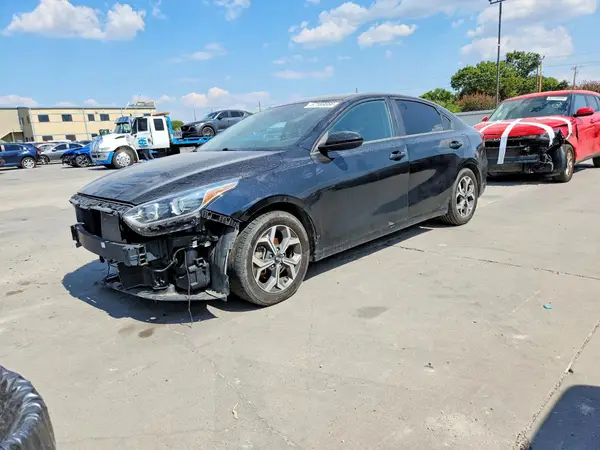 3KPF24AD9ME370664 — 2021 Kia Forte, Передняя часть (Front End), фото до ремонта