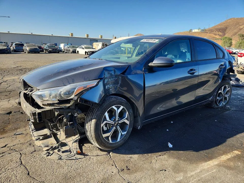 2021 KIA Forte VIN 3KPF24AD1ME316744 фото 1