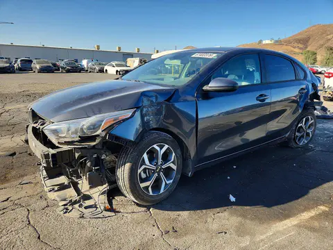 3KPF24AD1ME316744 — 2021 Kia Forte, Задняя часть (Rear End), фото до ремонта