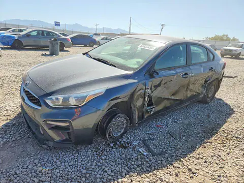 3KPF24AD0ME286281 — 2021 Kia Forte, Боковая часть (Side), фото до ремонта