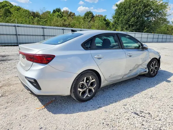 3KPF24ADXME346566 — 2021 Kia Forte, фото 3 с аукциона Copart, Боковая часть