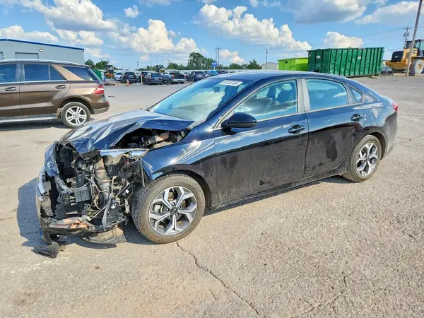 3KPF24AD7ME360179 Kia Forte 2021 — повреждение Передняя часть, фото до ремонта