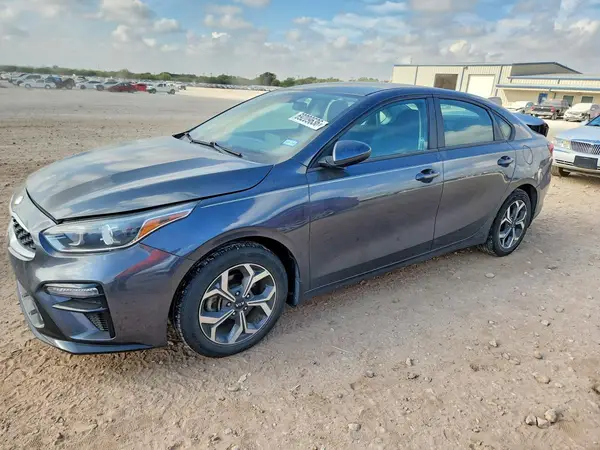 3KPF24AD1ME359237 — 2021 Kia Forte, Задняя часть (Rear End), фото до ремонта