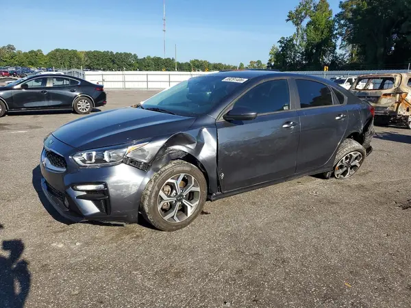 3KPF24AD7ME385177 — 2021 Kia Forte, Задняя часть (Rear End), фото до ремонта