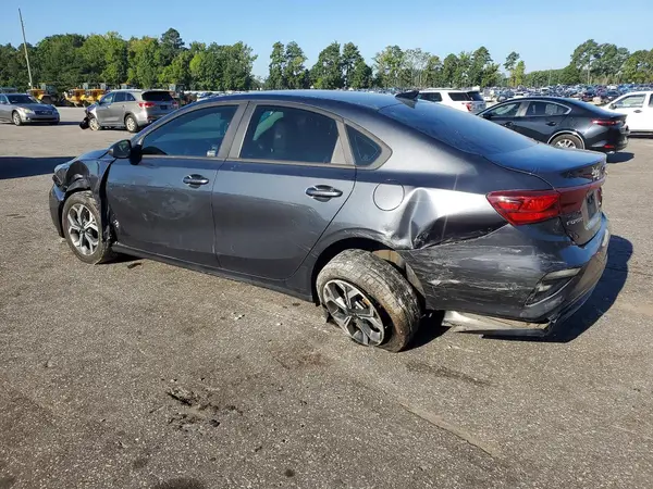 3KPF24AD7ME385177 — 2021 Kia Forte, фото 2 с аукциона Copart, Задняя часть