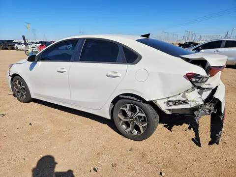 2021 KIA Forte VIN 3KPF24AD7ME306008 фото 2