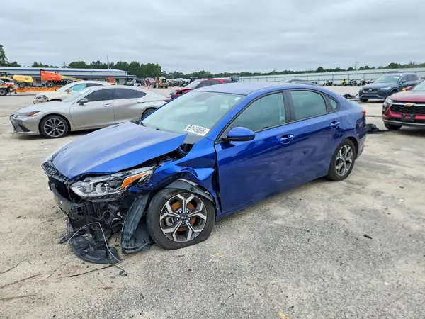 3KPF24AD1ME266606 — 2021 Kia Forte, Передняя часть (Front End), фото до ремонта
