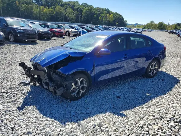 3KPF24AD5ME372685 — 2021 Kia Forte, Передняя часть (Front End), фото до ремонта