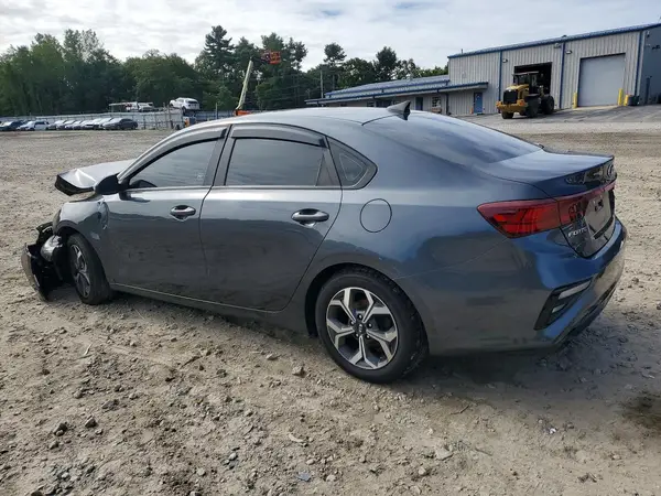 3KPF24AD9ME381924 — 2021 Kia Forte, фото 2 с аукциона Copart, Передняя часть