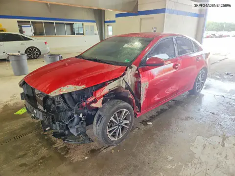 3KPF24AD8NE425896 — 2022 Kia Forte, Передняя часть, фото до ремонта