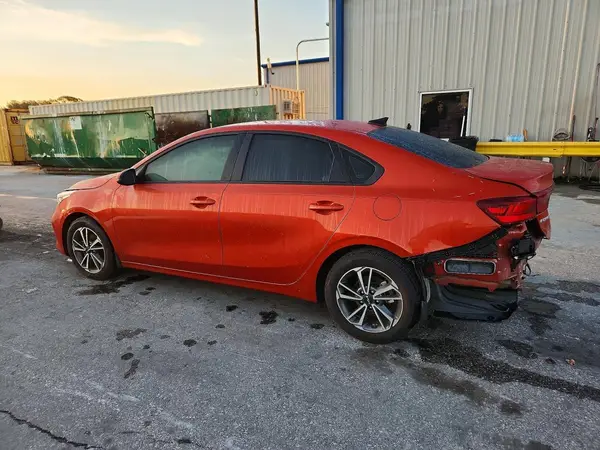 3KPF24AD4NE434613 — 2022 Kia Forte, фото 2 с аукциона Copart 01.10.2026, Задняя часть