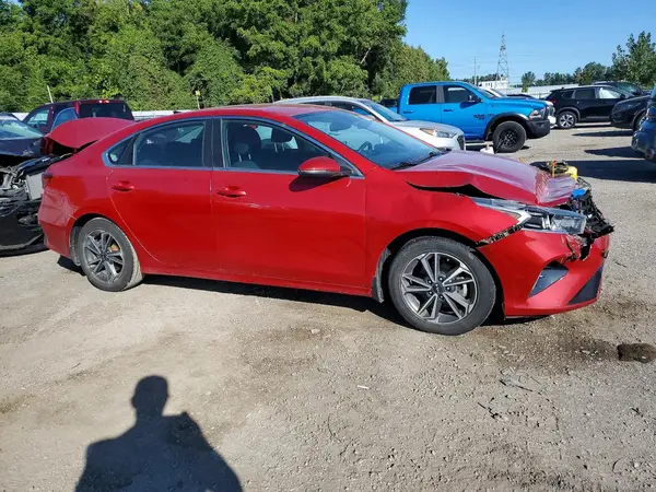 3KPF34AD9NE521288 — 2022 Kia Forte, фото 4 с аукциона Copart 01.10.2026, Передняя часть