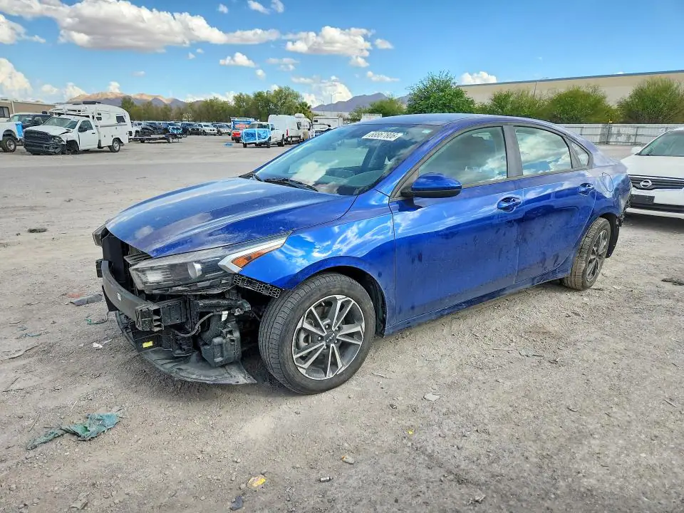 3KPF24AD8NE434338 Kia Forte 2022 — повреждение Передняя часть, фото до ремонта