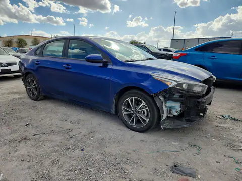 3KPF24AD8NE434338 — 2022 Kia Forte, фото 4 с аукциона Copart 13.10.2026, Передняя часть