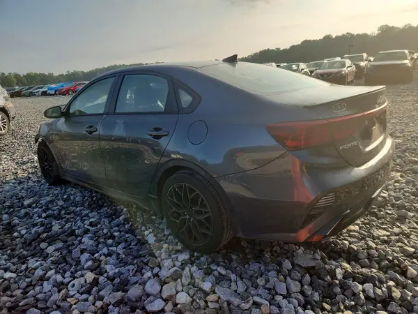 3KPF54AD2NE469030 — 2022 Kia Forte, фото 2 с аукциона Copart, Передняя часть