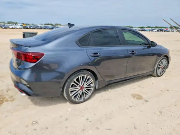 3KPF44AC2NE494889 — 2022 Kia Forte, фото 3 с аукциона Copart 29.09.2026, Град