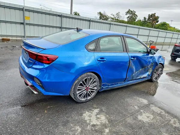 3KPF44ACXNE437470 — 2022 Kia Forte, фото 3 с аукциона Copart, Передняя часть