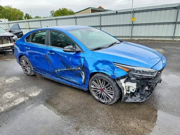 3KPF44ACXNE437470 — 2022 Kia Forte, фото 4 с аукциона Copart, Передняя часть