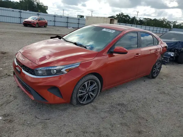 3KPF24AD1NE453748 — 2022 Kia Forte, Задняя часть (Rear End), фото до ремонта