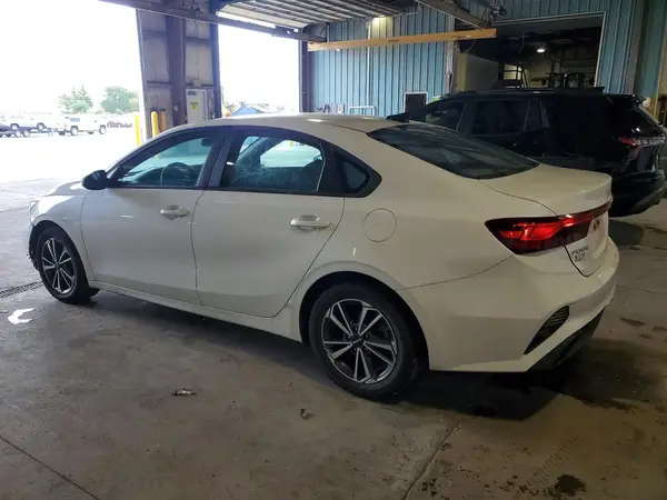 3KPF24ADXNE475537 — 2022 Kia Forte, фото 2 с аукциона Copart, Передняя часть