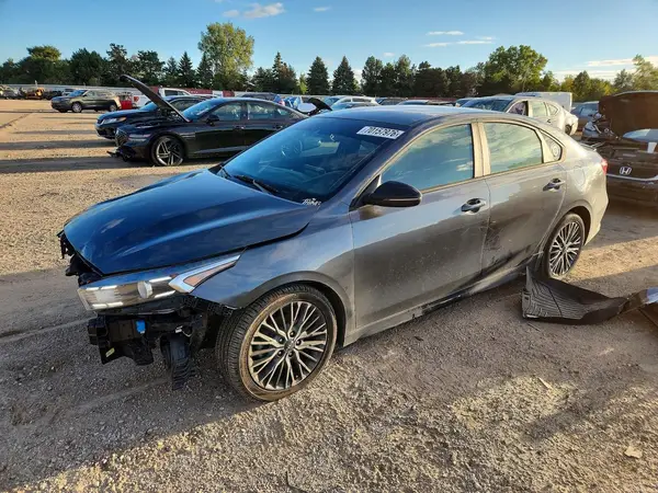 3KPF54AD0NE477711 — 2022 Kia Forte, Передняя часть (Front End), фото до ремонта