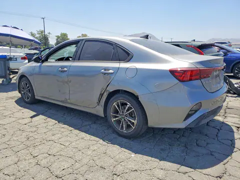 2023 KIA Forte VIN 3KPF24AD0PE666256 фото 2