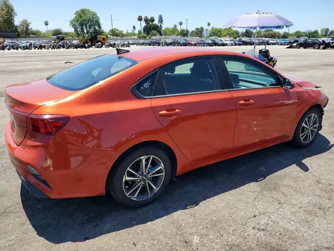 2023 KIA Forte VIN 3KPF24AD3PE562814 фото 3