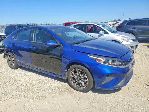 2023 KIA Forte VIN 3KPF24AD5PE620888 фото 4