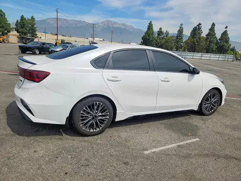 2023 KIA Forte VIN 3KPF54AD0PE610468 фото 3