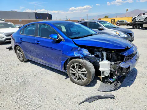 3KPF24AD7PE670028 — 2023 Kia Forte, фото 4 с аукциона Copart 14.10.2026, Передняя часть